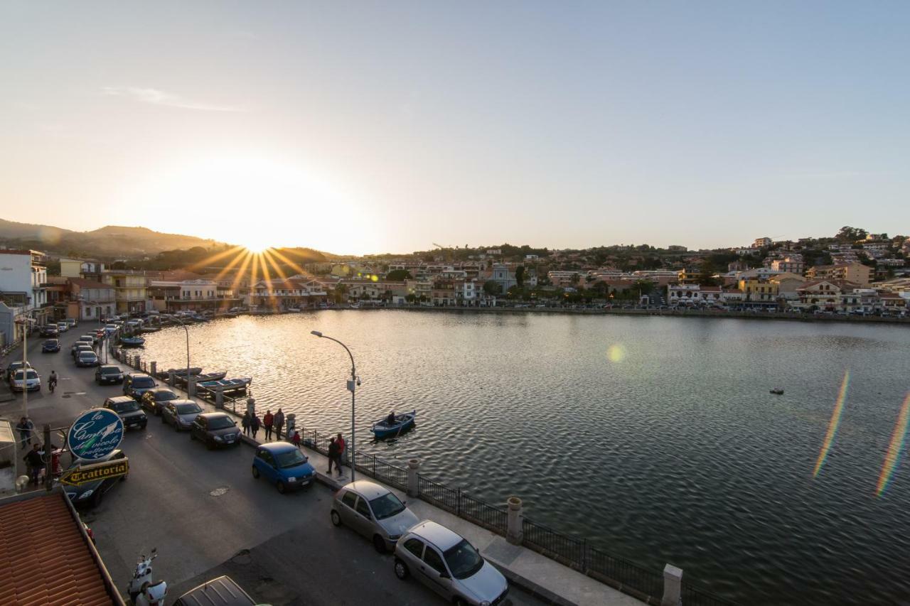 Case Panoramiche Sul Lago Messina Exterior photo
