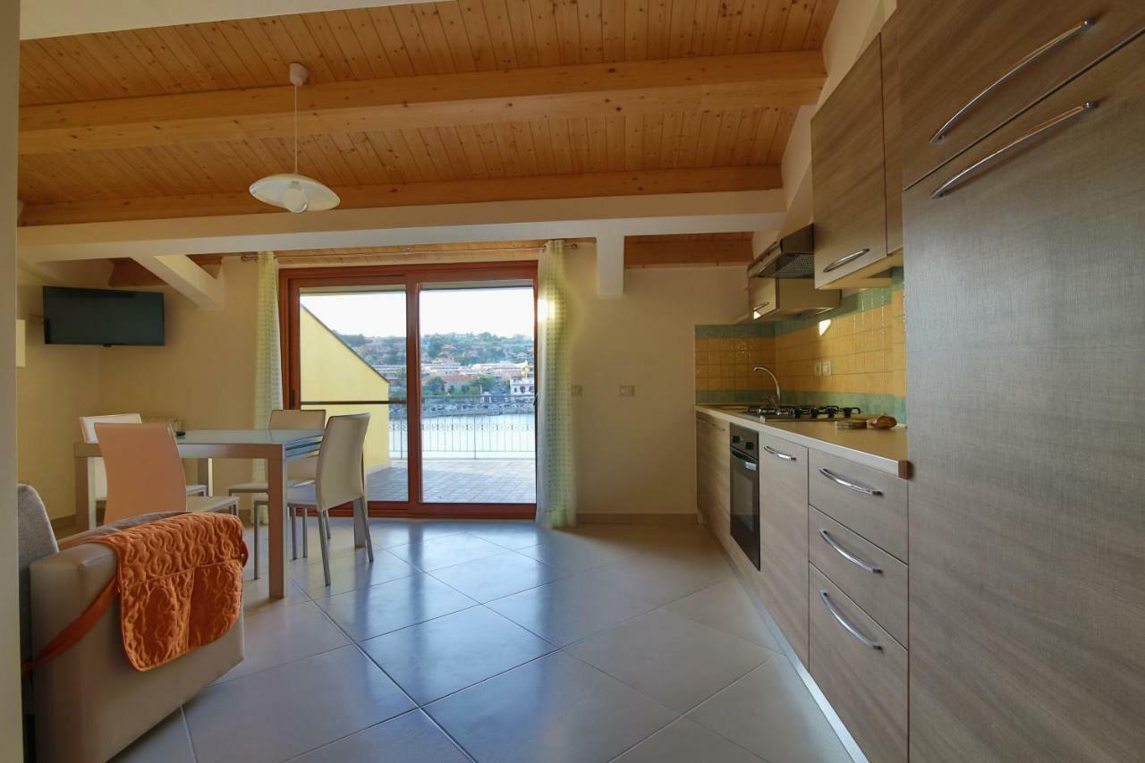 Case Panoramiche Sul Lago Messina Exterior photo